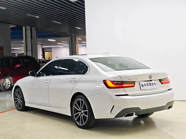 BMW 3 Series — Фото автомобиля 5