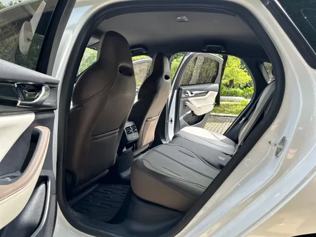 BYD Qin PLUS — Фото автомобиля 16