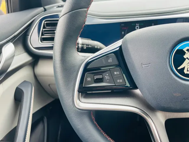 BYD Qin PLUS — Фото автомобиля 23