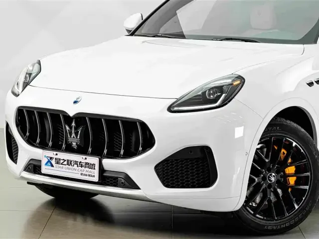 Maserati Grecale — Фото автомобиля 2
