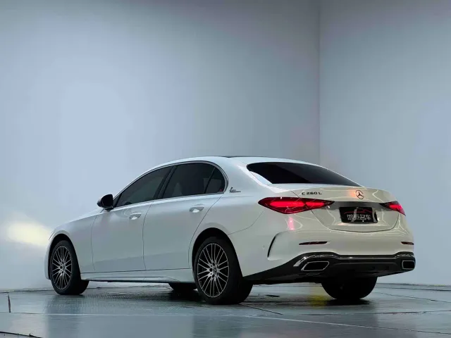 Mercedes-Benz C-Class — Фото автомобиля 17