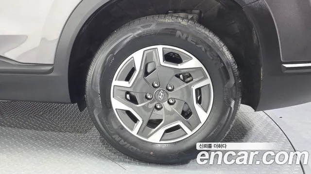 Hyundai Santafe — Фото автомобиля 20