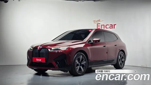 Фотография автомобиля — BMW iX