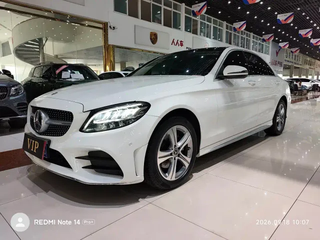 Фотография автомобиля — Mercedes-Benz C-Class