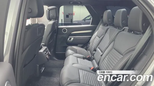 Land Rover Discovery — Фото автомобиля 4