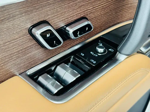 Land Rover Range Rover — Фото автомобиля 13