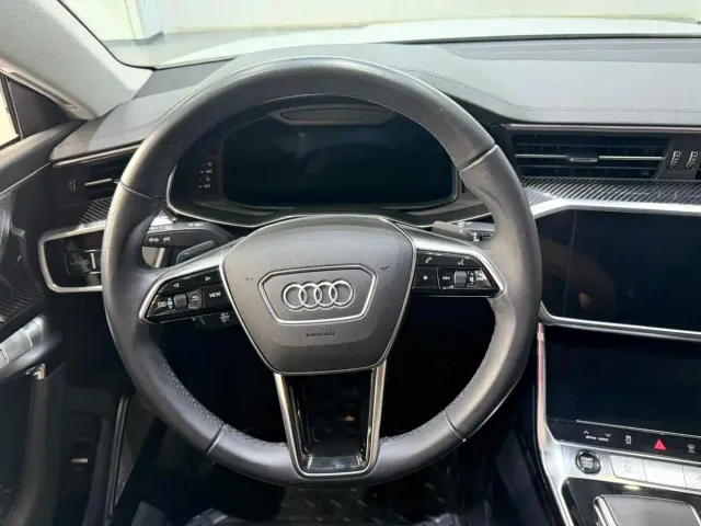 Audi A7 — Фото автомобиля 8
