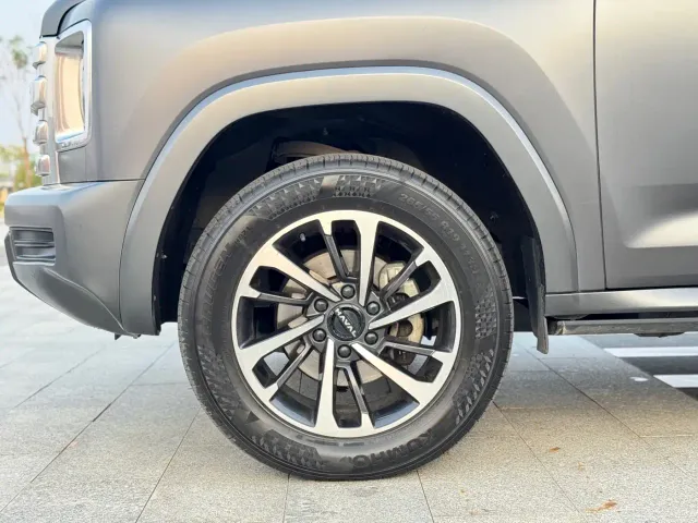 Haval H9 — Фото автомобиля 6