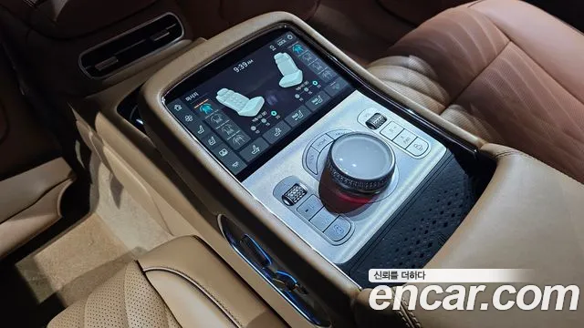 Genesis G90 Бензин 3.5 турбо AWD — Фото автомобиля 20