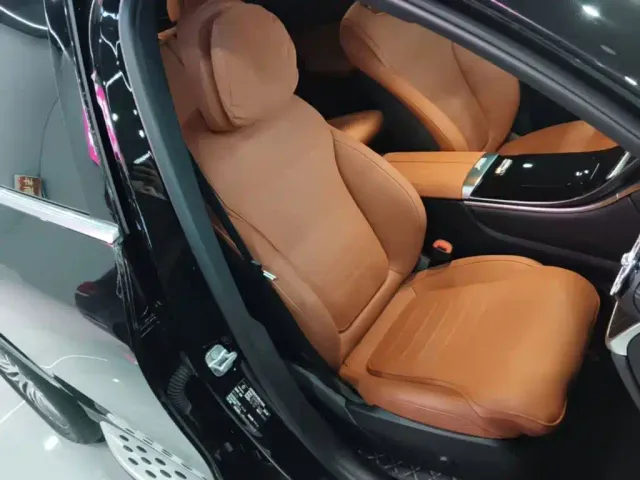 Mercedes-Benz GLC-Class — Фото автомобиля 24