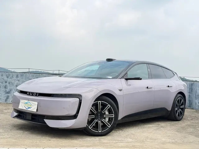 Фотография автомобиля — Audi E5 Sportback
