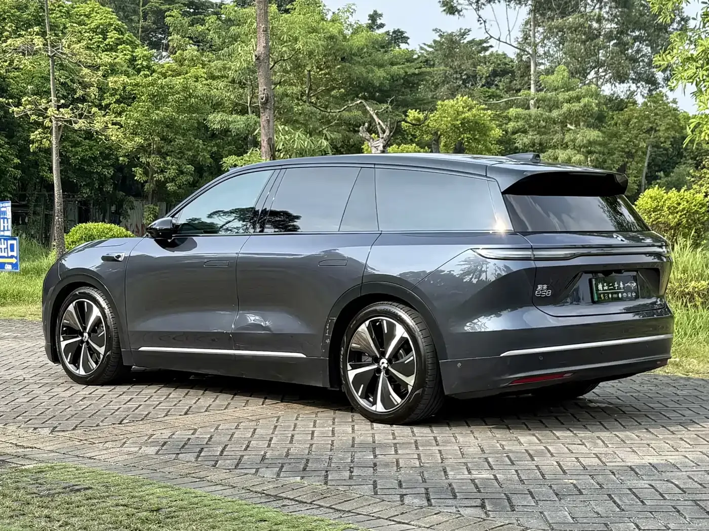 NIO NIO ES8 2023 75kWh — Фото автомобиля 20