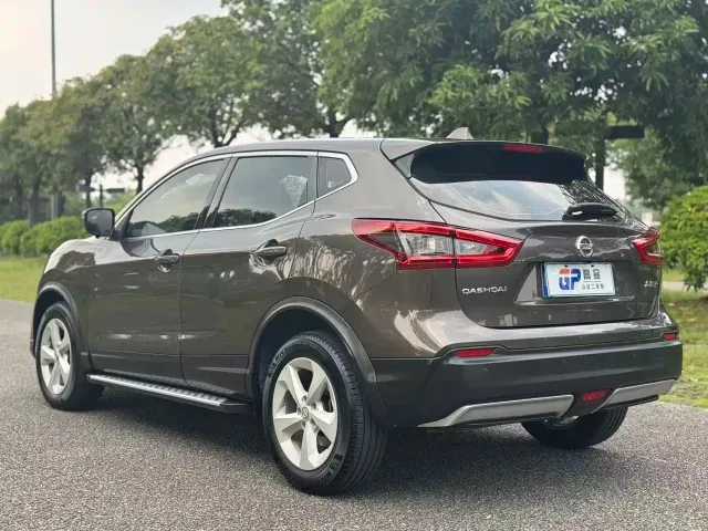 Nissan Qashqai — Фото автомобиля 4