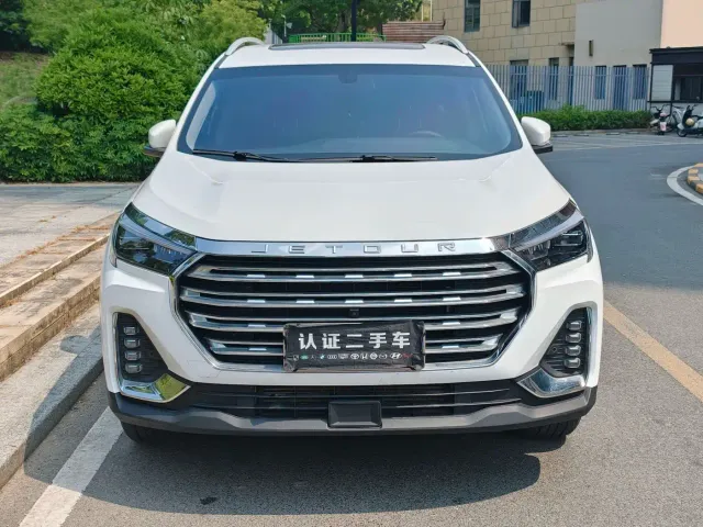 Jetour X90 Plus — Фото автомобиля 2