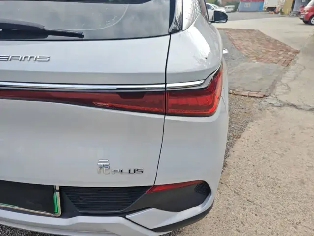 BYD Yuan PLUS — Фото автомобиля 7