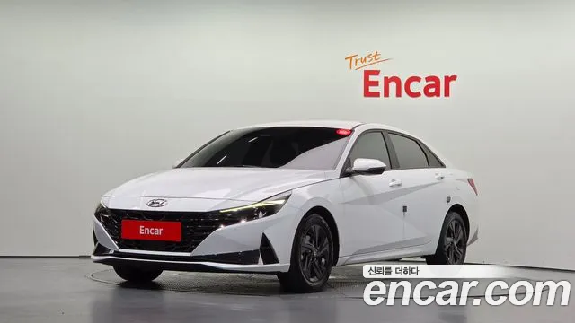 Фотография автомобиля — Hyundai Avante CN7