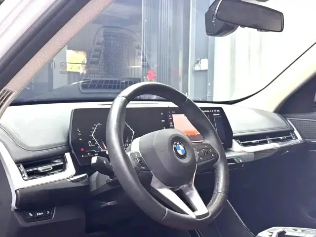 BMW X1 — Фото автомобиля 5
