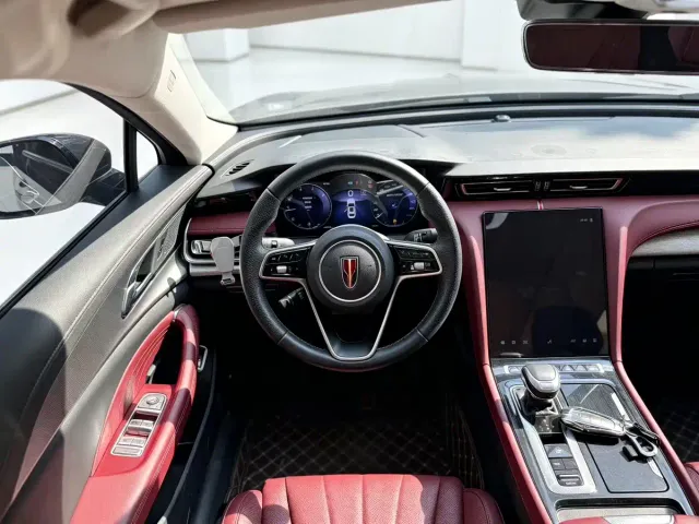 Hongqi H5 — Фото автомобиля 3