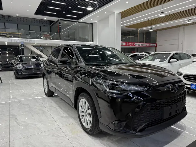 Toyota Frontlander — Фото автомобиля 3