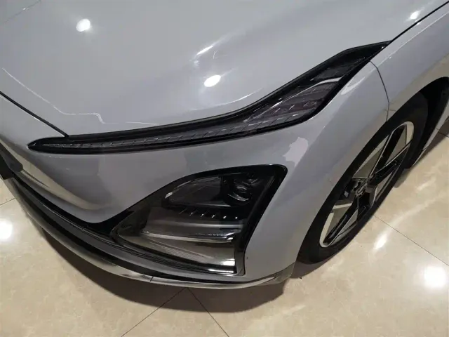 Wuling Starlight — Фото автомобиля 17