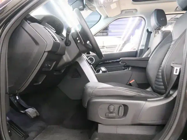 Land Rover Discovery — Фото автомобиля 16