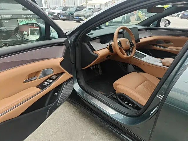 BYD Han L — Фото автомобиля 15