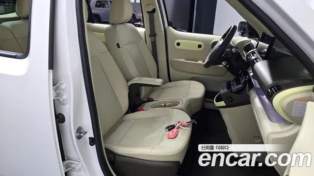 Hyundai Casper Electric — Фото автомобиля 16