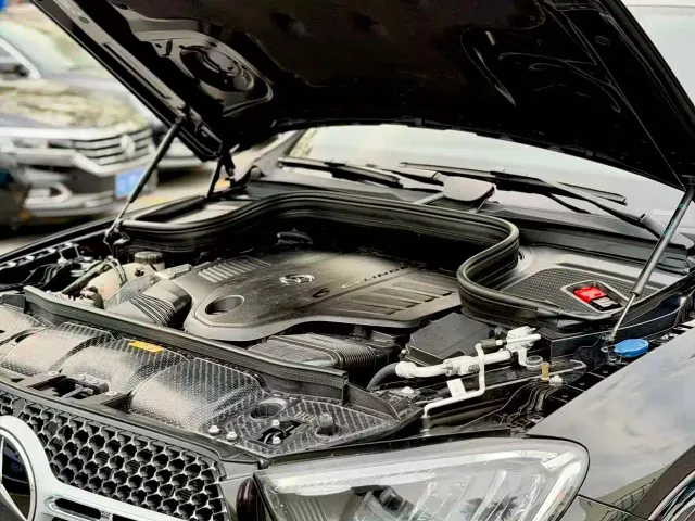 Mercedes-Benz GLE-Class — Фото автомобиля 13