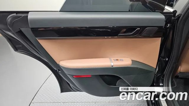 Hyundai Grandeur — Фото автомобиля 25