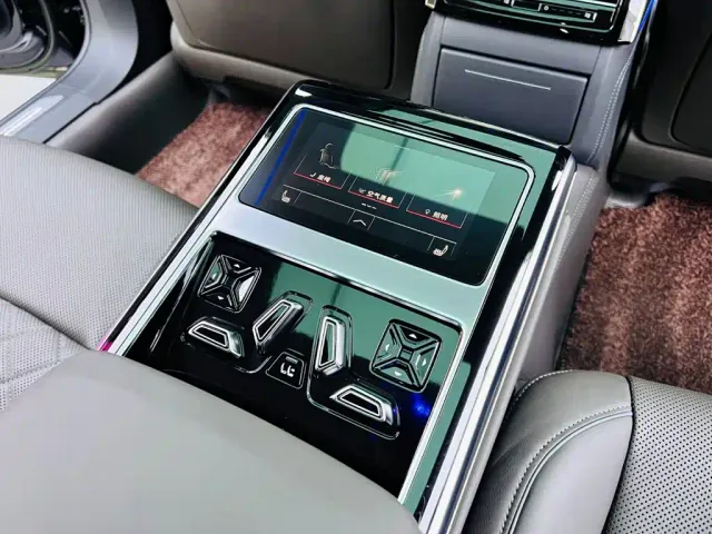 Audi Audi A8 2025 A8L 50 TFSI quattro Exclusive Selection — Фото автомобиля 16
