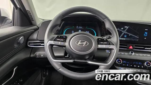 Hyundai Avante CN7 — Фото автомобиля 12