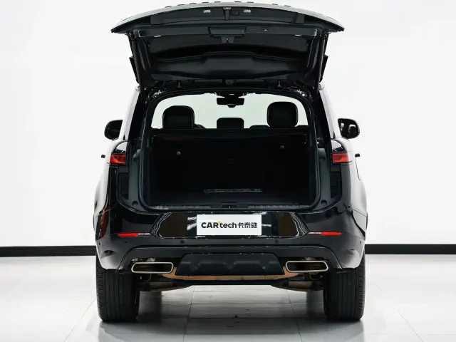 Land Rover Range Rover Sport — Фото автомобиля 13