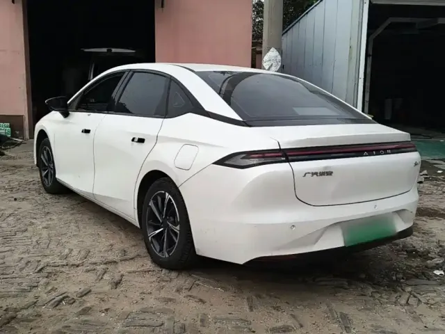 Aion AION S MAX 2025 70 Stellar Edition 53.7kWh — Фото автомобиля 4