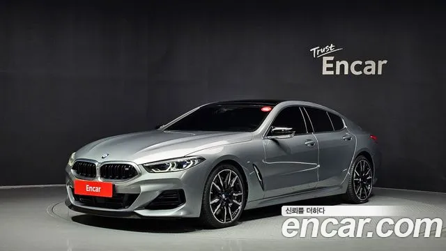 Фотография автомобиля — BMW 8 Series G15