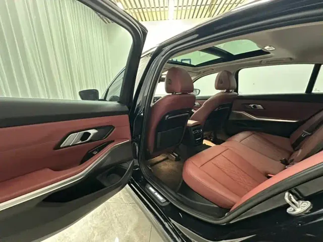 BMW 3 Series — Фото автомобиля 8