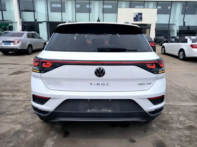 Volkswagen T-Roc — Фото автомобиля 5