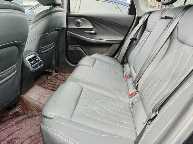 Chery Arrizo 8 — Фото автомобиля 10