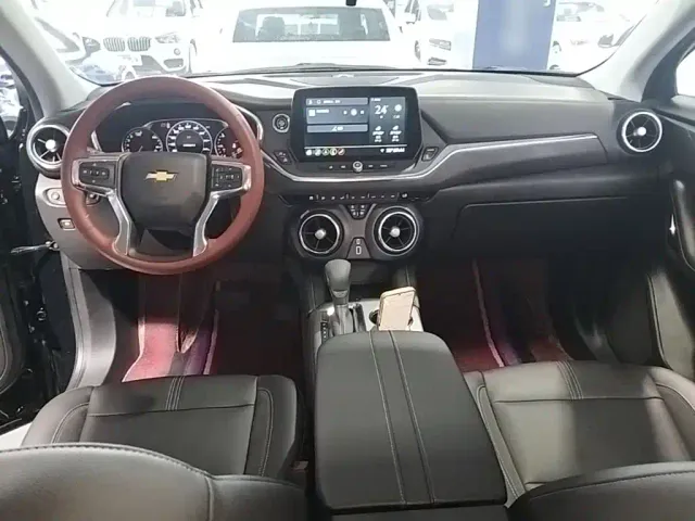 Chevrolet Trailblazer — Фото автомобиля 9