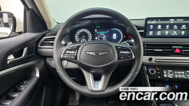 Genesis G70 New — Фото автомобиля 13