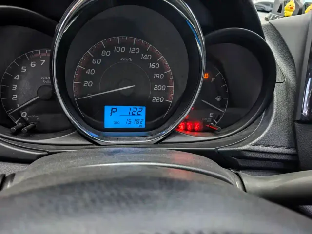 Toyota Vios — Фото автомобиля 6