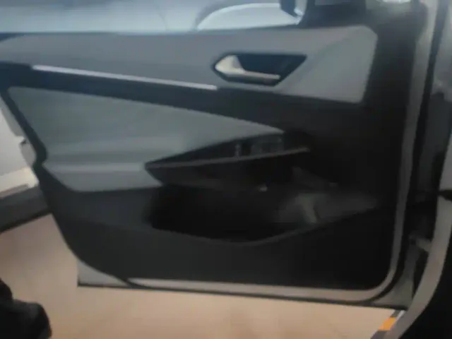 Volkswagen Volkswagen ID.4 X 2024 Pure Intelligent Edition — Фото автомобиля 7