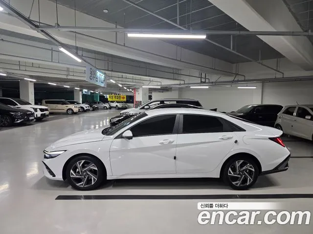 Hyundai AVANTE Новый Avante (CN7) — Фото автомобиля 7