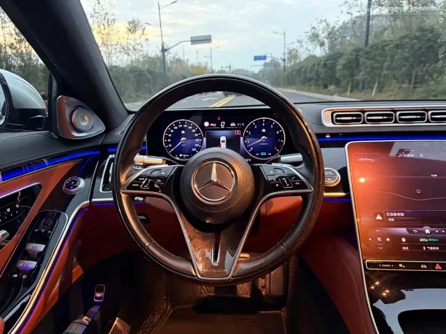 Mercedes-Benz Maybach S-Class — Фото автомобиля 10