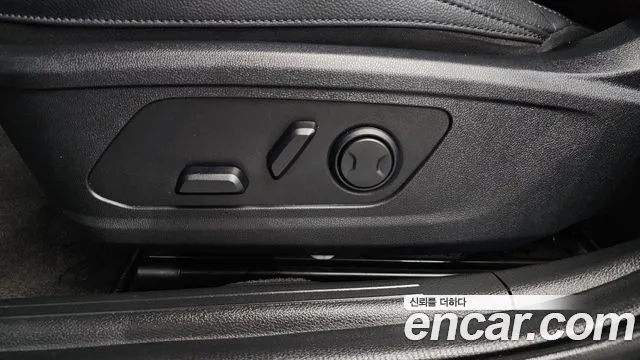 Kia K8 K8 Hybrid — Фото автомобиля 30