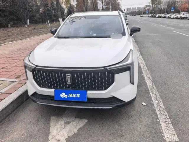 Bestune T55 — Фото автомобиля 2