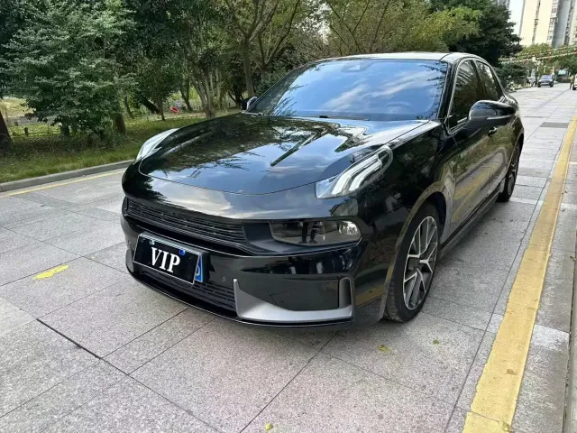 Lynk & Co Lynk & Co 03 2021 1.5TD DCT Jin Pro — Фото автомобиля 2