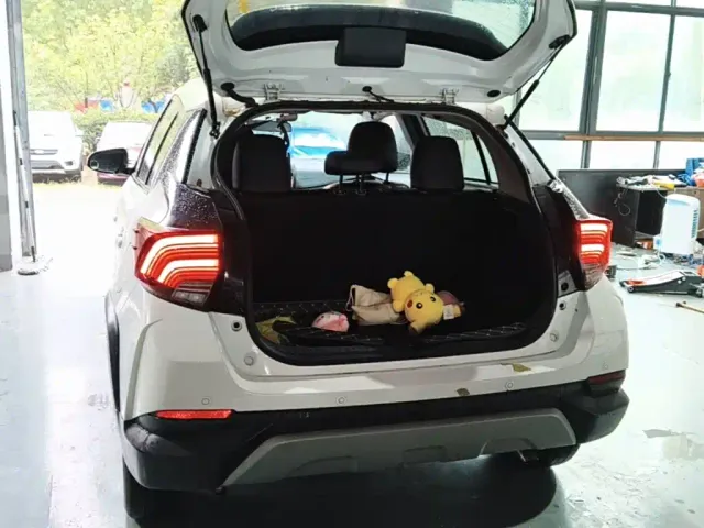 Toyota YARiS L Zhi Xuan — Фото автомобиля 18