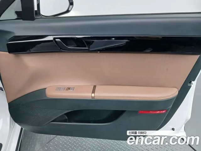 Hyundai Grandeur GN7 — Фото автомобиля 13