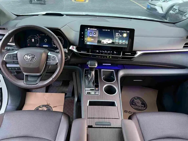 Toyota Granvia — Фото автомобиля 19