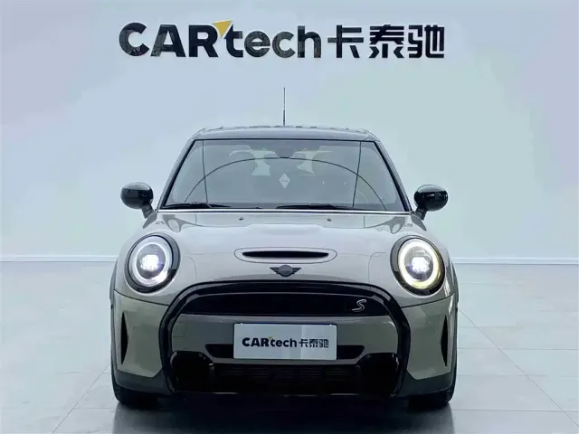 MINI Hatch — Фото автомобиля 2